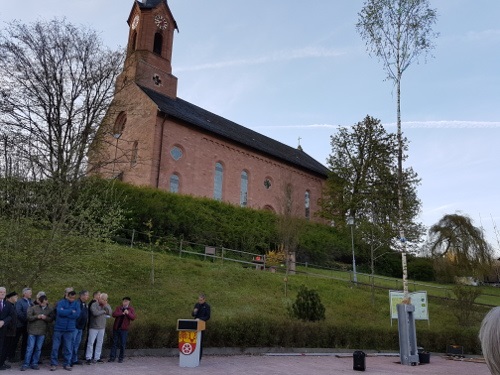Maibaumaufstellung 2017 Bild 08